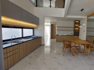 Dijual Rumah Baru area Renon LT 140 m2 Dekat ke Sanur - Denpasar