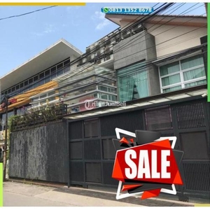 Dijual Rumah Mewah Bekas Mini Pool Garasi Luas Di Main Road Cijaura Kota - Bandung Kota