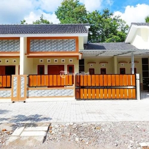 Dijual Rumah Siap Huni Tipe 70/98 Dekat Sekolah Budi Mulia di Ngamplak - Sleman