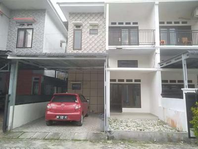 Disewakan rumah di Jl Cendana/ Inpres Marpoyan Damai Pekanbaru