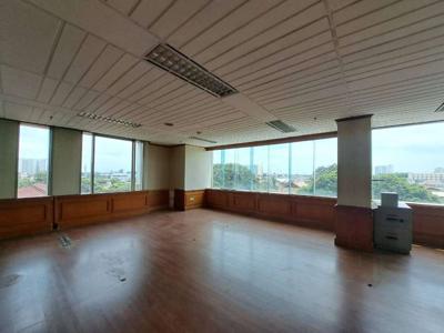 Sewa Kantor Sdh Dipartisi 151 m2 di Graha Pratama, Strategis, Hrg Nego