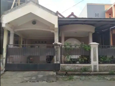 BEST PRICE !!! Rumah Nyaman di Komplek Griya Bintara Indah