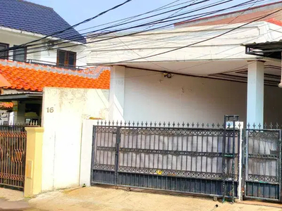 Dijual Rumah 2 Lantai, Siap Huni, Strategis di Lenteng Agung