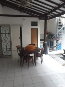 Disewakan rumah full furnished di legenda wisata Cibubur