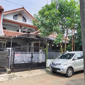 Rumah 2 Lantai Dekat Sekolah Lazuardi Cinere