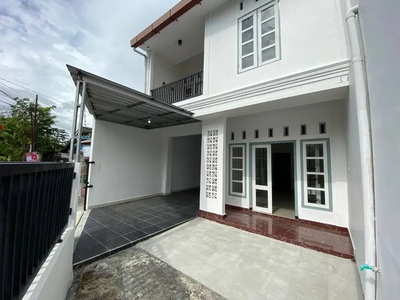 Rumah 2 Lantai Modern 900 Jt an Dekat Rs Hermina Mangku Jalan Aspal
