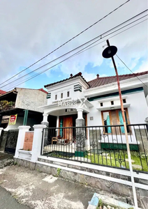 Rumah Cantik Siap Huni di Tunjung Sekar Lowokwaru Malang