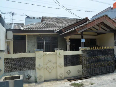 Rumah Seken 18 menit ke Stasiun Bekasi Harga Nego Dibantu KPR J18422