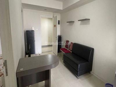 Apartemen Parahyangan Residences 2 Kamar Tidur Furnished