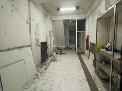 Chandra Ruko Sewa 3.5 Lantai Uk 4x20m Lokasi Jalan Raya Jelambar