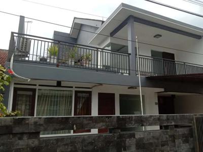 Rumah Bagus Minimalis 2 Lantai, Turangga, dekat Trans Studio Bandung