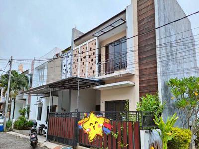 Rumah Lantai 2 Modern Minimalis Lingkungan Nyaman Tenang