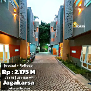 Brand New Townhouse Rooftop Siap Huni Jaksel