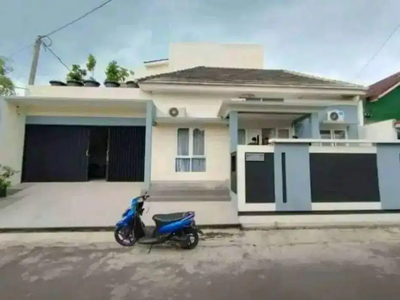 Di jual cepat rumah bangunan baru cakrawala Semarang barat