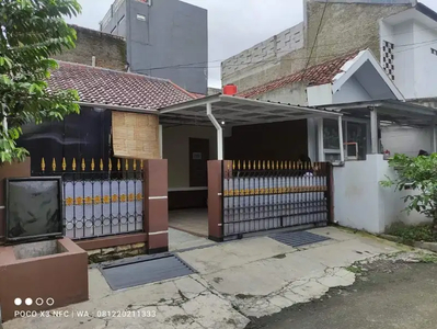 DI KONTRAKAN RUMAH CIGANITRI HANYA 11 MENIT DARI JL RAYA BUAH BATU