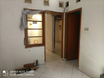 DI SEWAKAN/DI JUAL RUMAH DI JALAN KALANDRINA RAYA, CIKARANG BARU.