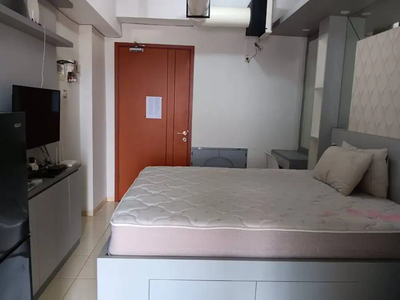 DI SEWAKAN UNIT APARTEMEN BULANAN / TAHUNAN