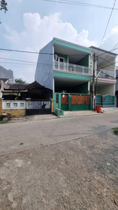 Dijual Cepat Rumah Bagus Lokasi di Villa Mutiara Gading 1, Bekasi