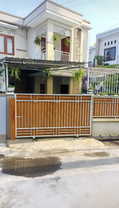 Dijual rumah 2 lantai di Pemogan, Denpasar Selatan, Bali.