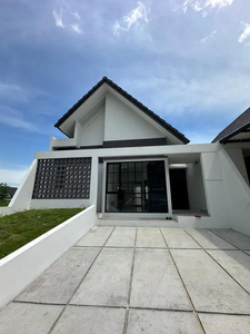 Dijual Rumah Baru di Perum Mewah The Miles Bsb Semarang