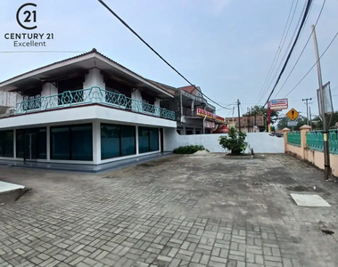 Dijual Rumah dekat pantai Anyer di pinggir jalan