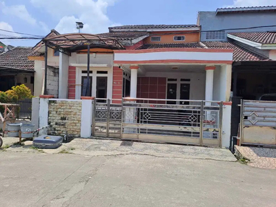 Dijual rumah di perumnas dekat gerbang tol karawang barat