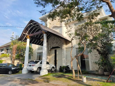 Dijual rumah mewah kawasan renon denpasar