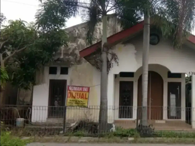 DIJUAL RUMAH TENGAH KOTA