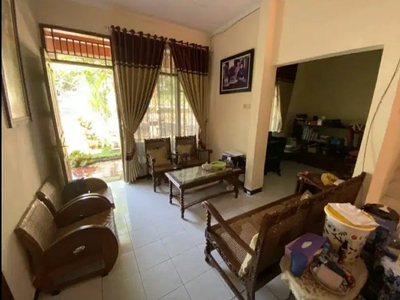 Dijual Rumah Tingkat 2 Lantai Siap Pakai Di Perumahan Villa Aster