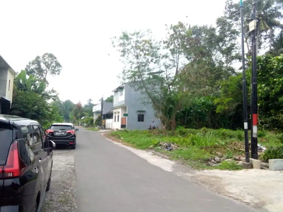 DIJUAL TANAH JOGJA , UTARA STADION MAGUWOHARJO , SHM P 3 jt-an