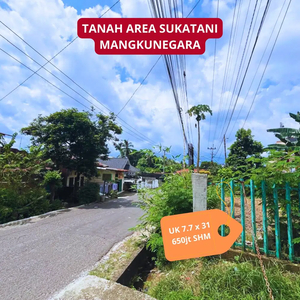 dijula tanah pinggir jalan area sukatani cocok untuk usaha