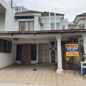 DISEWAKAN RUMAH 3 LANTAI DAERAH KOTA WISATA CIBUBUR