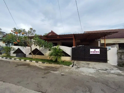 Disewakan rumah di perumahan Masnaga Jakasampurna, Bekasi Selatan