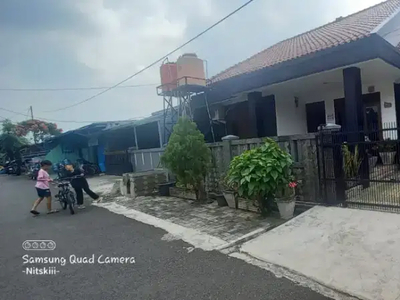 Disewakan Rumah Lokasi Strategis Bintaro Pesanggrahan