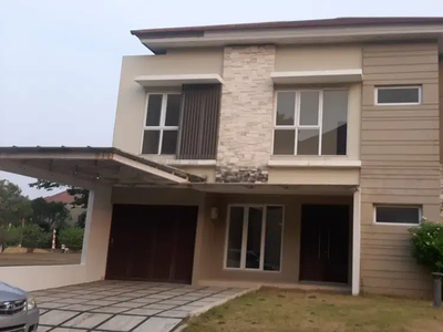 Disewakan rumah murah 2lantai di Cluster D'banyan Jakarta Garden City