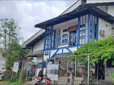 Gudang Eks Pabrik Garmen di Jl Raya Bogor, Pekayon, Pasar Rebo