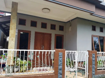 Jual Rumah 2 lantai di Lenteng Agung jakarta selatan