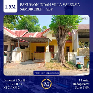 Rumah 1 Lantai Pakuwon Indah Villa Valensia Surabaya 1.9M Depan Taman