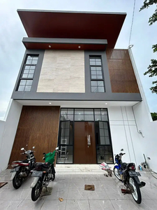 Rumah Baru Gress Sutorejo Surabaya