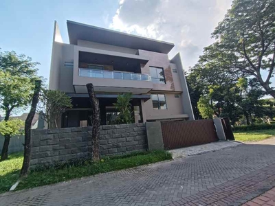 Rumah Baru Minimalis Split Level Di Somerset Citraland Surabaya