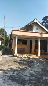 Rumah Daerah Kediri Desa Pranggang, Lbangunan 159m2, LTanah 636m2