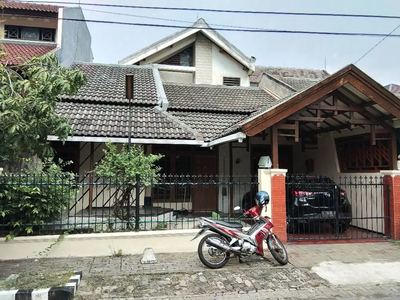 Rumah di Ketintang Permai / Madya / Ketintang Selatan Surabaya