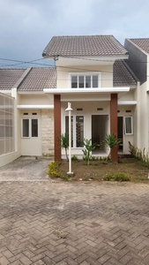 Rumah dijual di Batu 530jt inhouse 1th dekat BNS DPRD RS Baptis