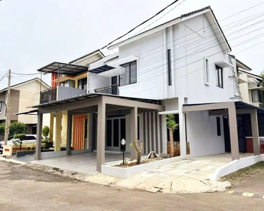 Rumah Dijual Pondok Benda, Pamulang. Lahan Luas, Strategis. NEGO