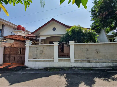 RUMAH DIKONTRAKAN AREA JATIDIRI