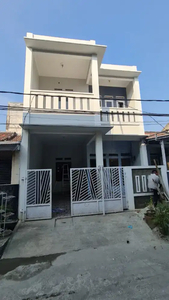 Rumah dua lantai perumahan villa indah permai bekasi kota