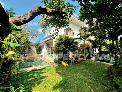 Rumah Gunung Lumut Padang Sambian Bali