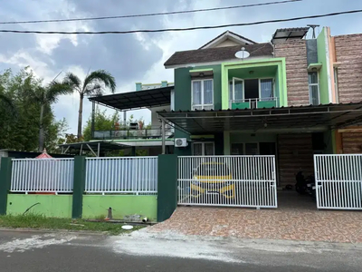 Rumah hook dua lantai perumahan harapan indah cluster ifoli