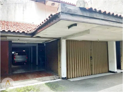 Rumah Lama Strategis di Pasir Kaliki Dekat Tol Pasteur Bandung