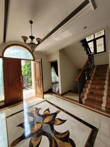 Rumah Luas Asri & Nyaman Dalam Komplek Bintaro Sektor 9